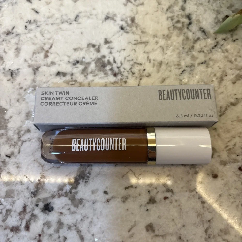 BEAUTYCOUNTER - SHADE: DEEP 2 - Skin‎ Twin Creamy Concealer - NEW in box